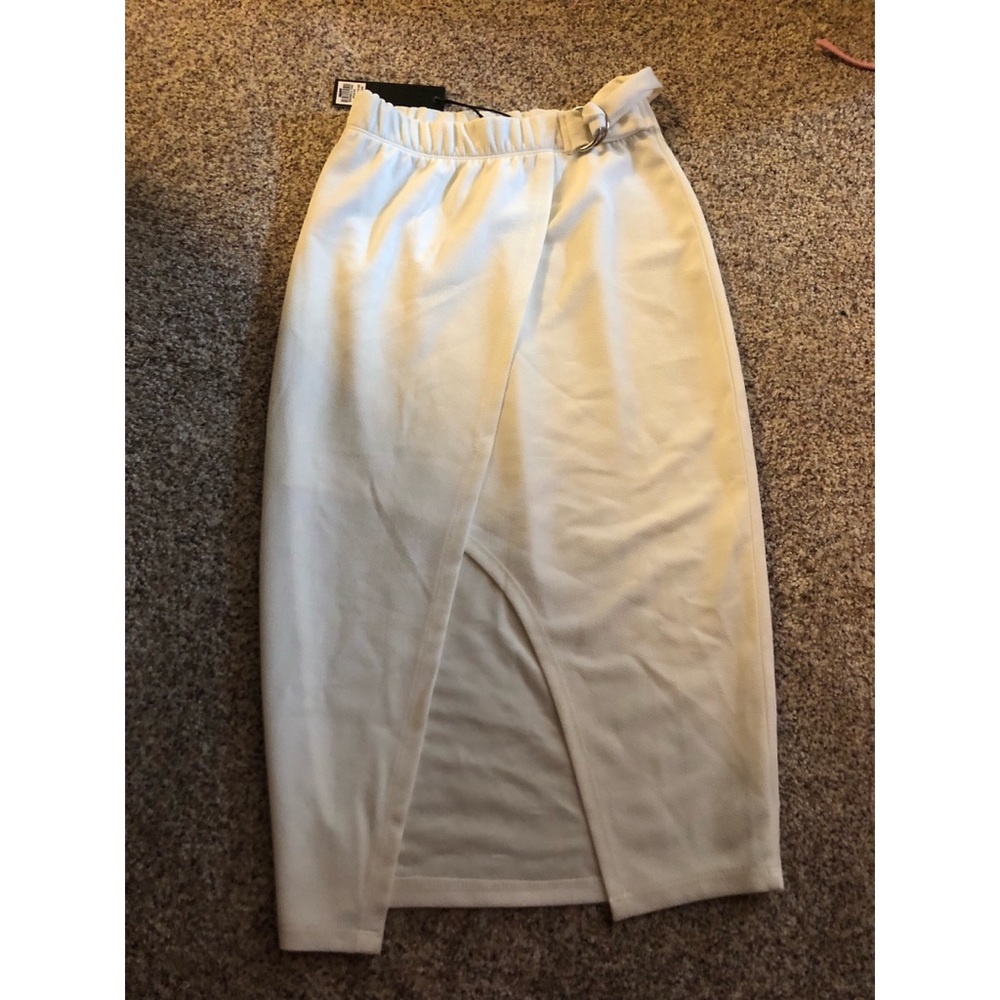 White slit leg skirt size XS